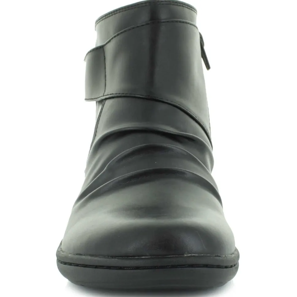 Clarks Laurieann Park Mid
