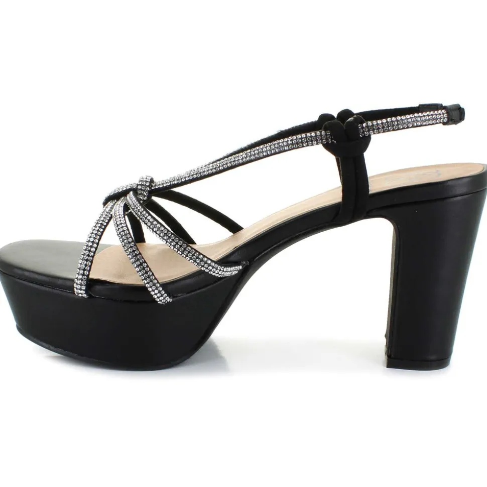 Daisy Fuentes Daniela