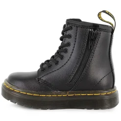 Dr. Martens Zavala