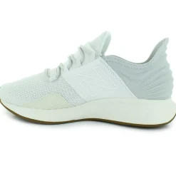 New Balance Fresh Foam Roav