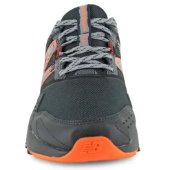 New Balance MT410 V8