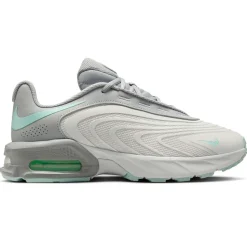 Nike Air Max Fire