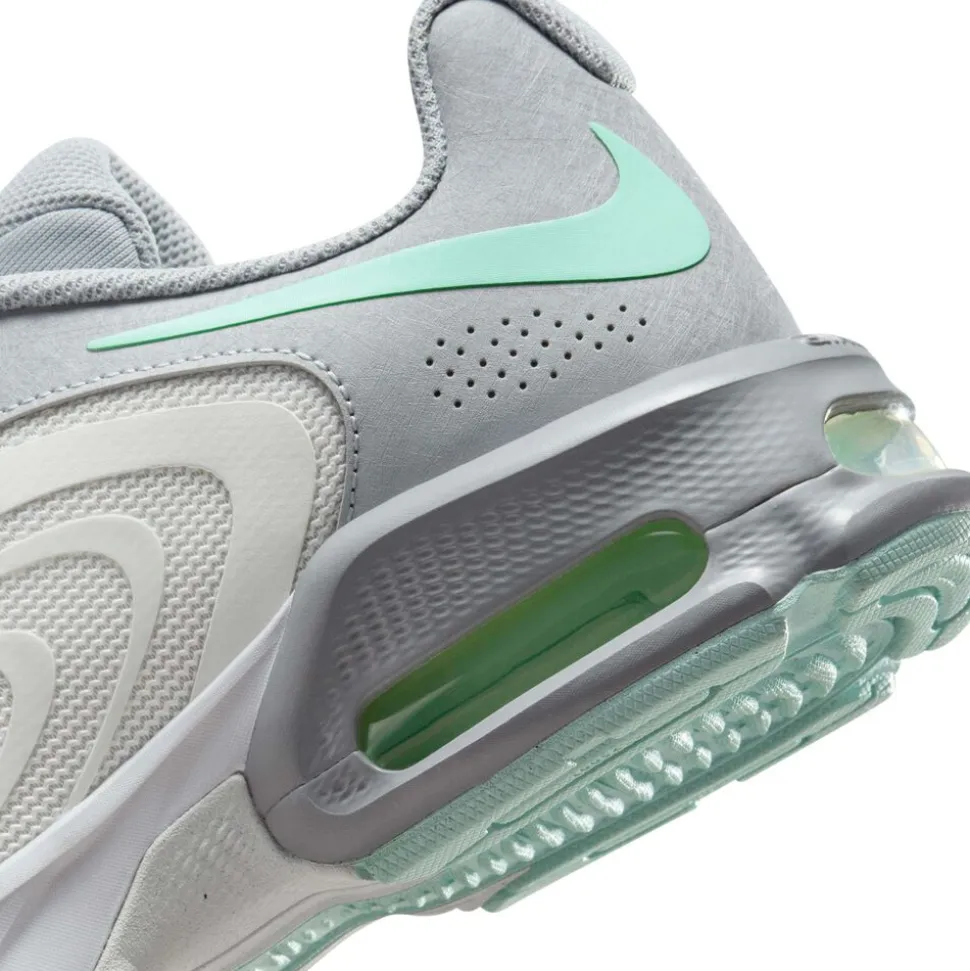 Nike Air Max Fire