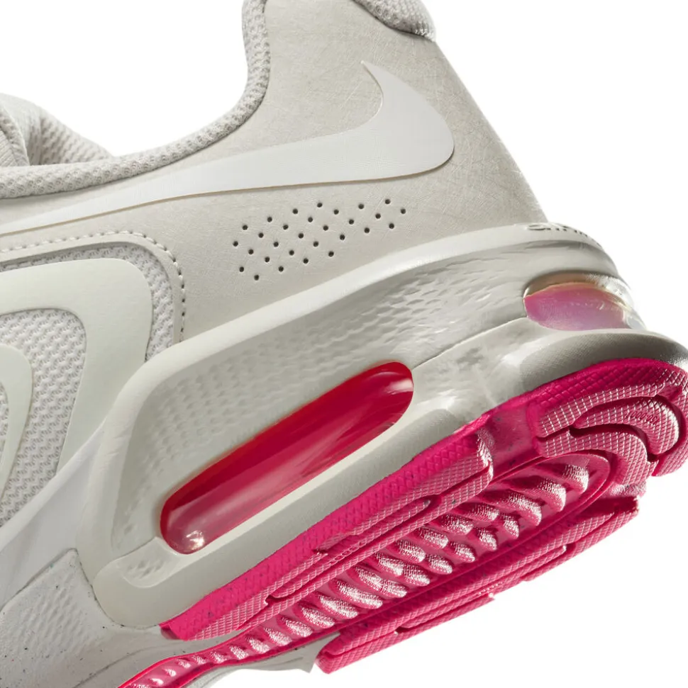 Nike Air Max Fire