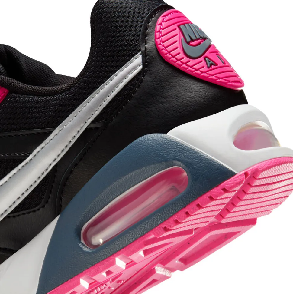 Nike Air Max IVO