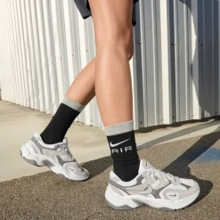 Nike AL8