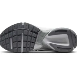 Nike AL8