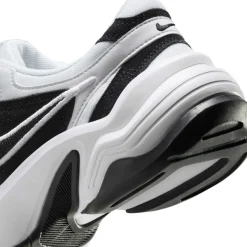 Nike AL8