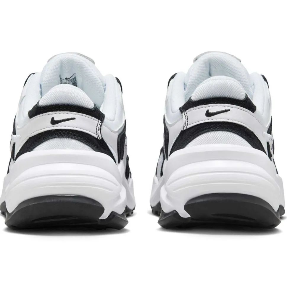 Nike AL8