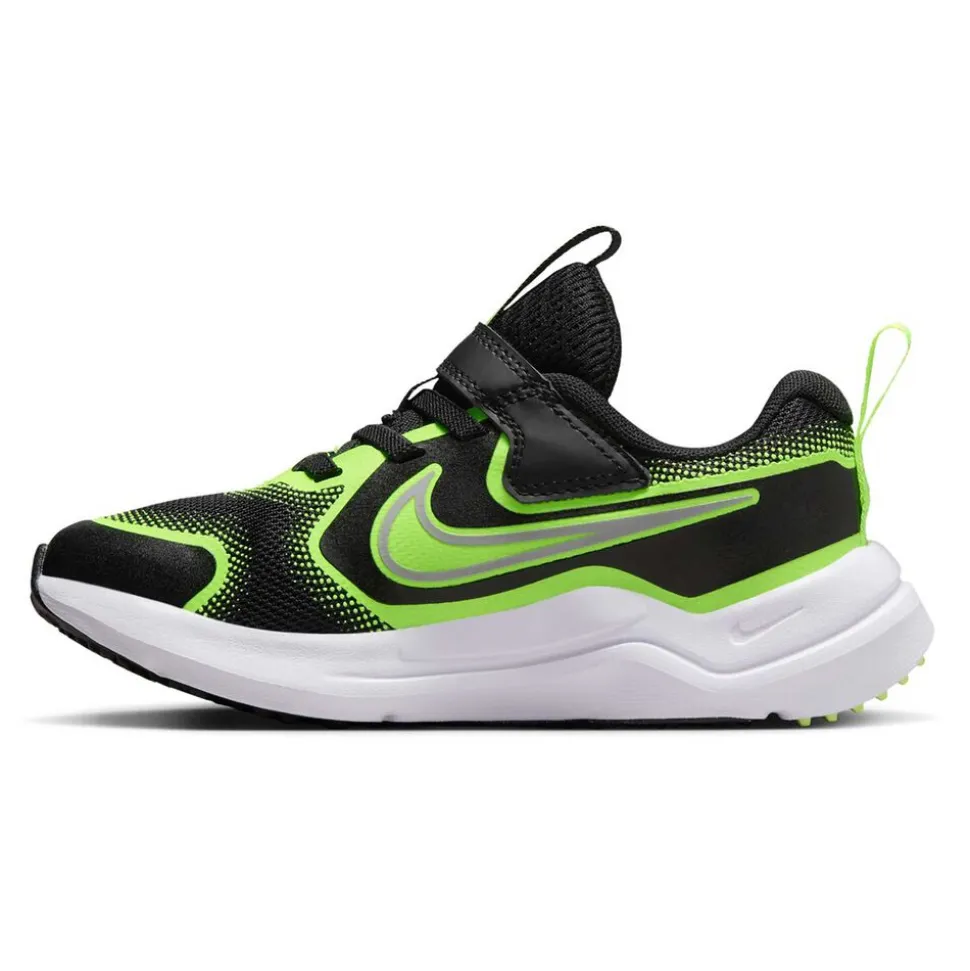 Nike Cosmic Runner