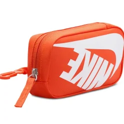 Nike Elemental 20L Backpack With Pouch