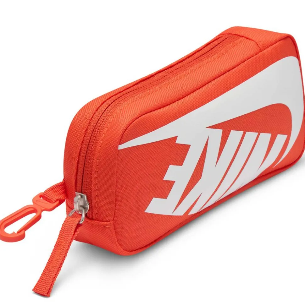 Nike Elemental 20L Backpack With Pouch