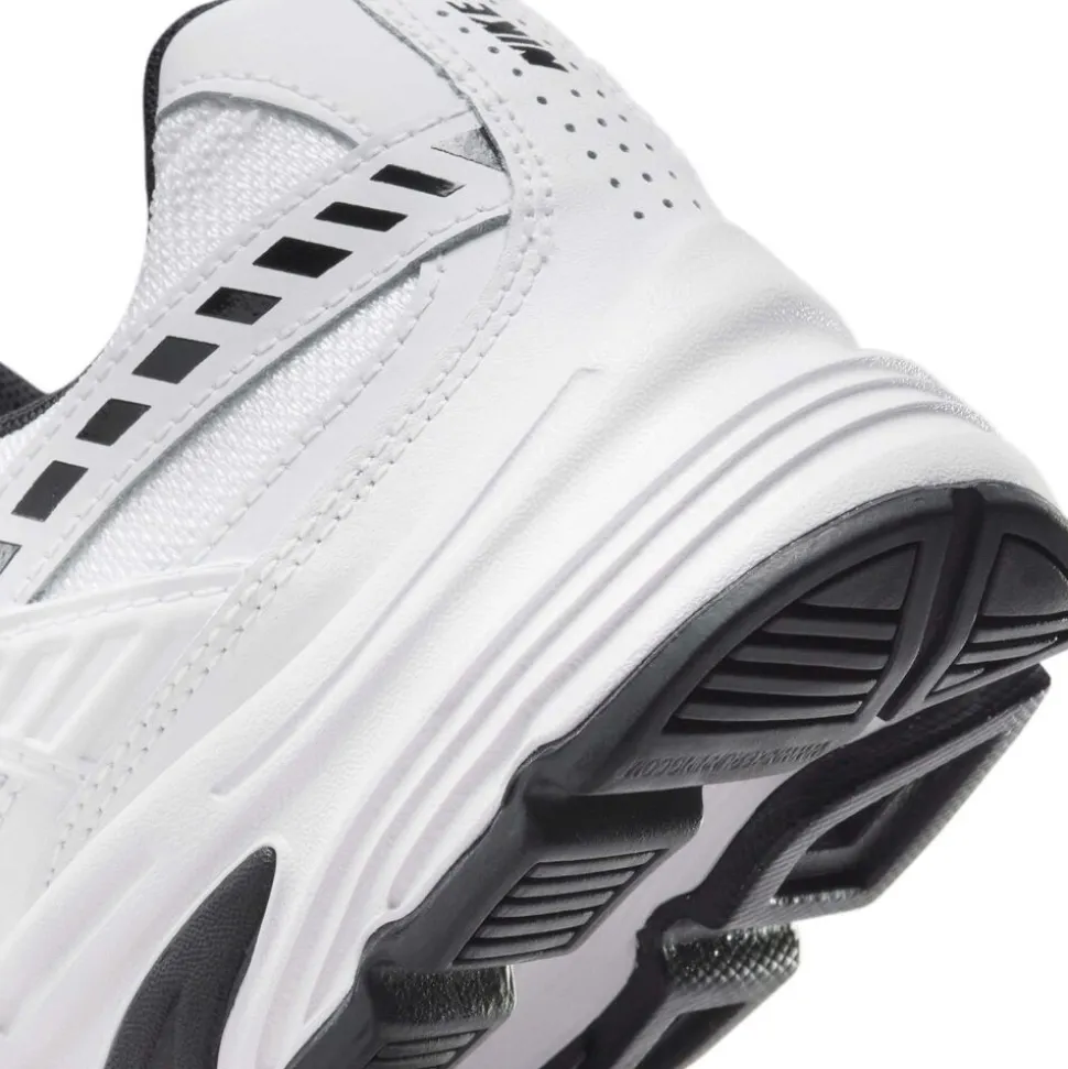 Nike Initiator