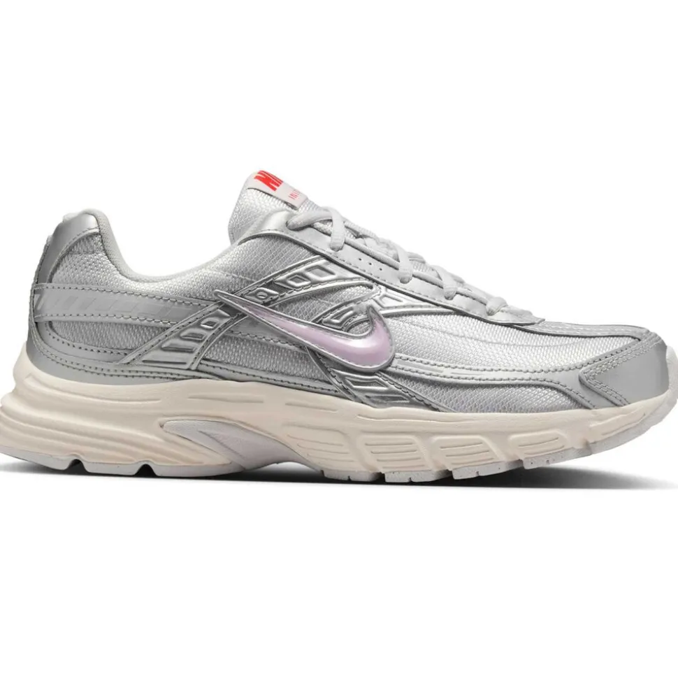Nike Initiator