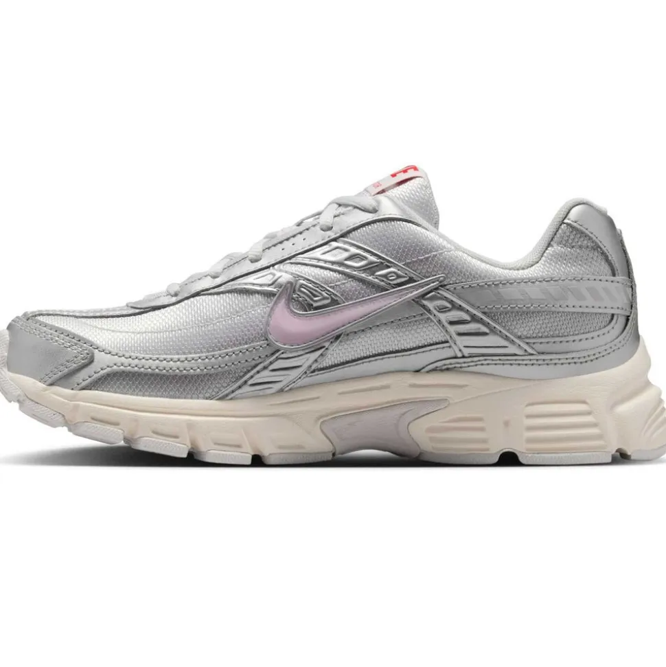 Nike Initiator