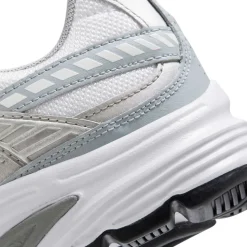 Nike Initiator