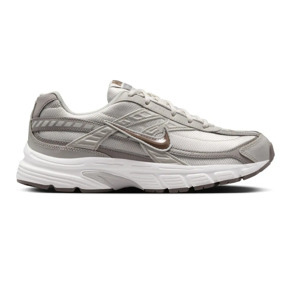 Nike Initiator