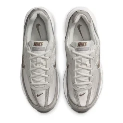Nike Initiator