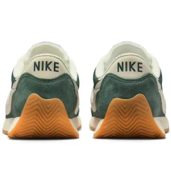 Nike Pacific