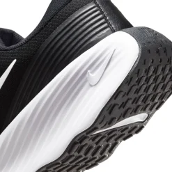 Nike Promina