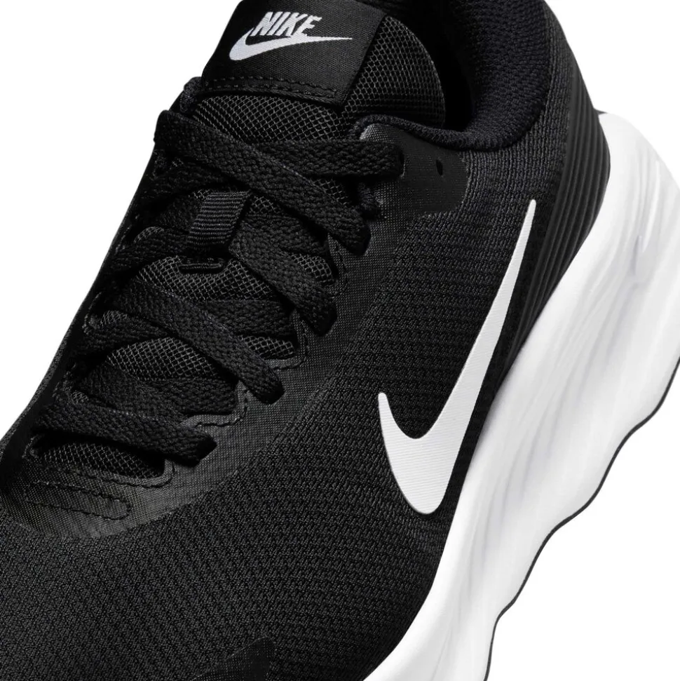 Nike Promina