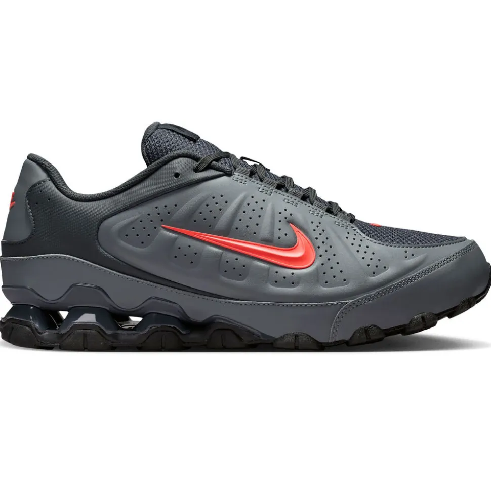 Nike Reax 8