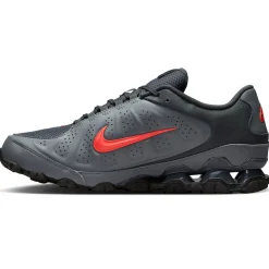 Nike Reax 8