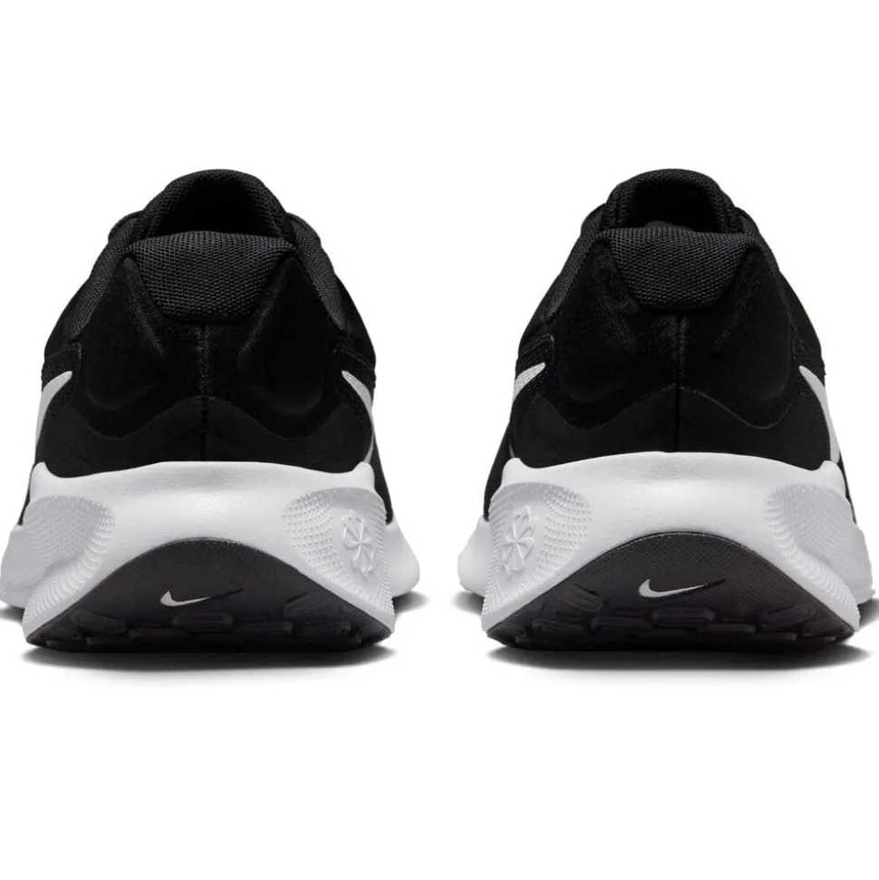 Nike Revolution 7