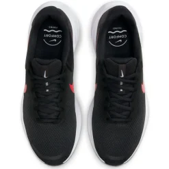 Nike Revolution 7
