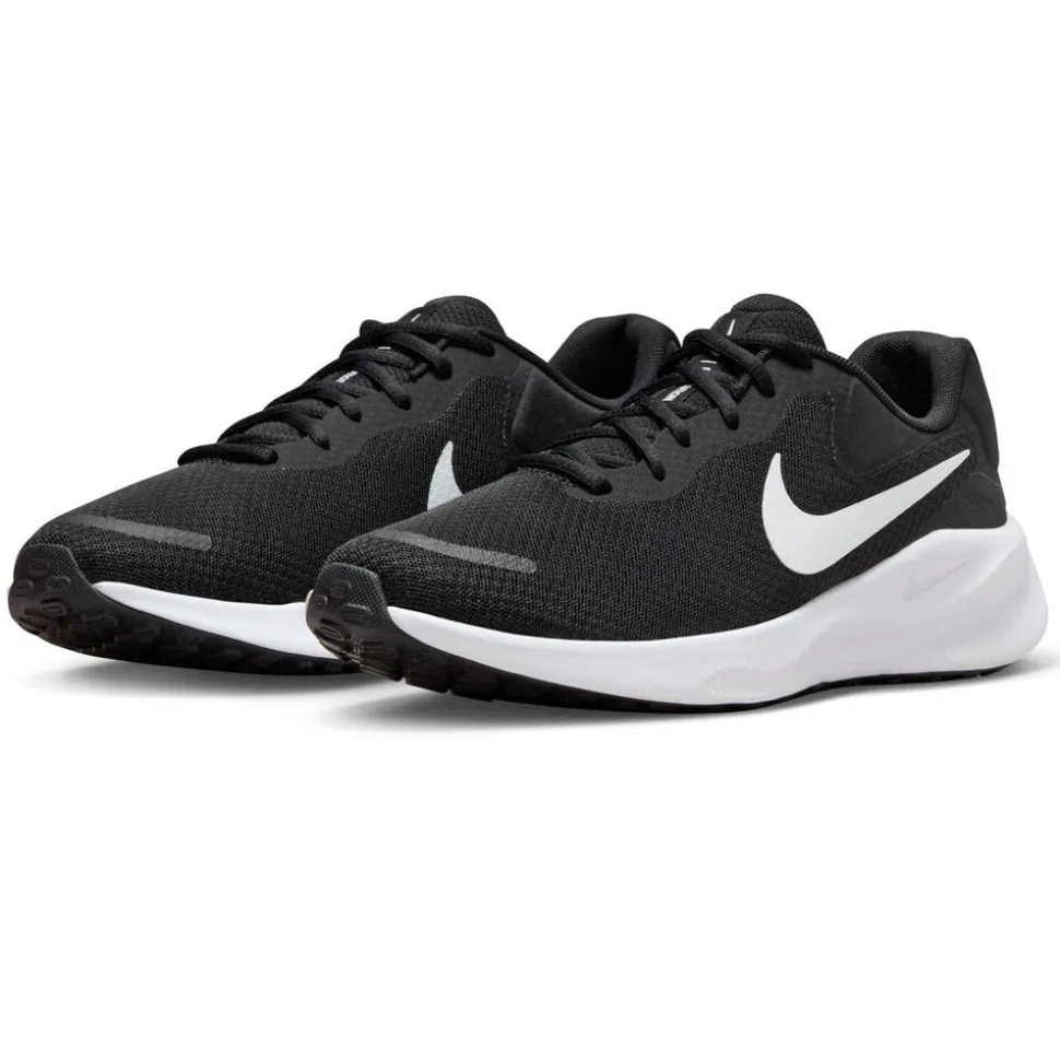 Nike Revolution 7
