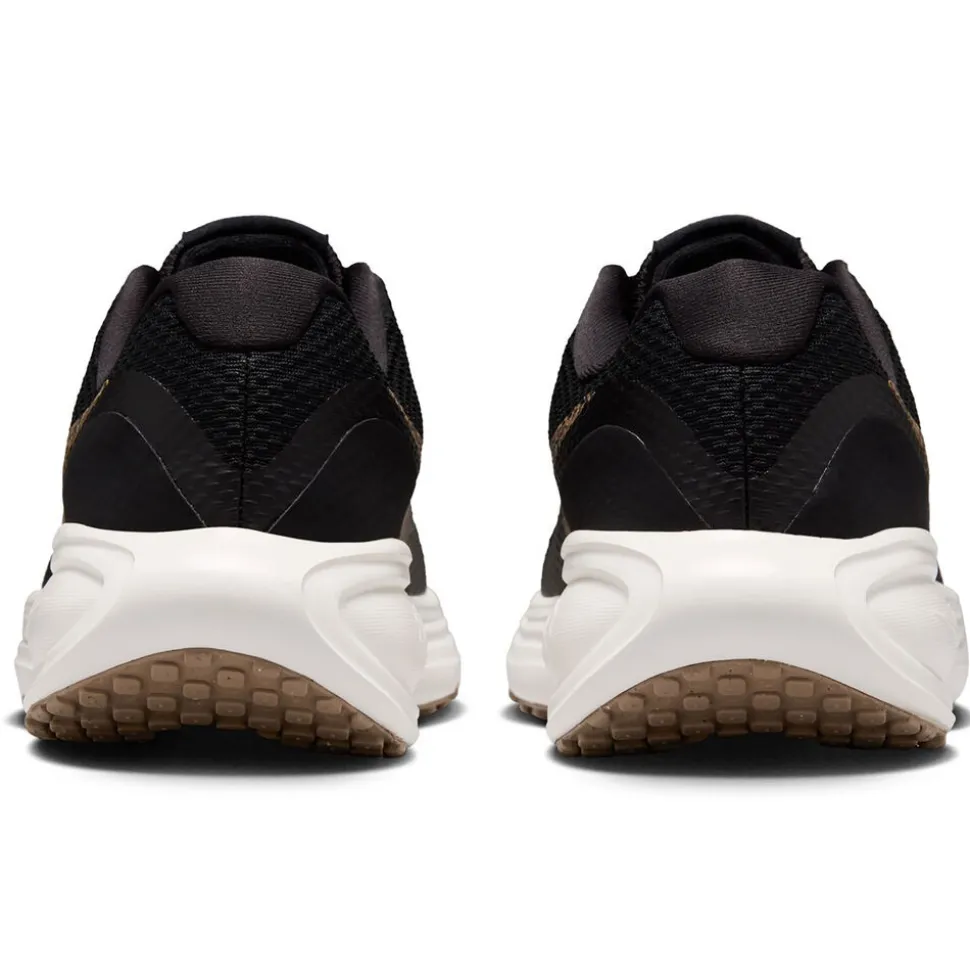 Nike Revolution 8