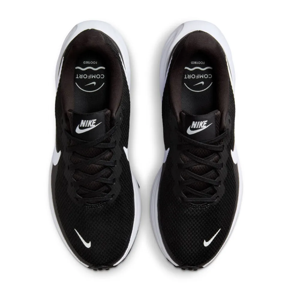 Nike Revolution 8