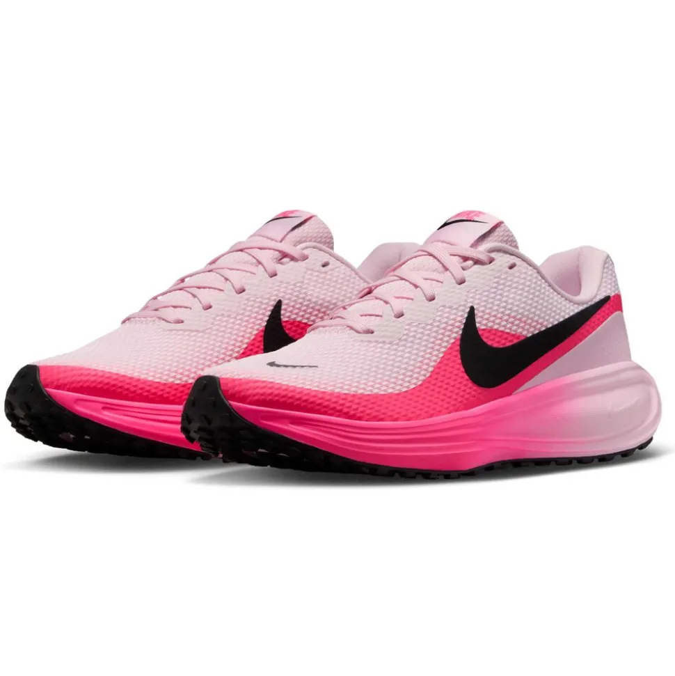 Nike Revolution 8