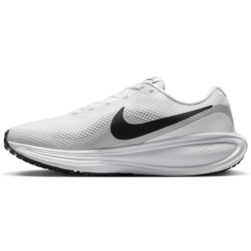 Nike Revolution 8