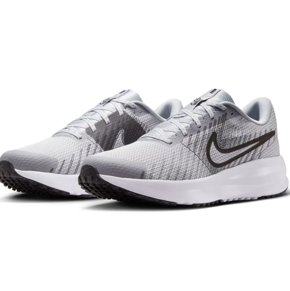 Nike Run Defy