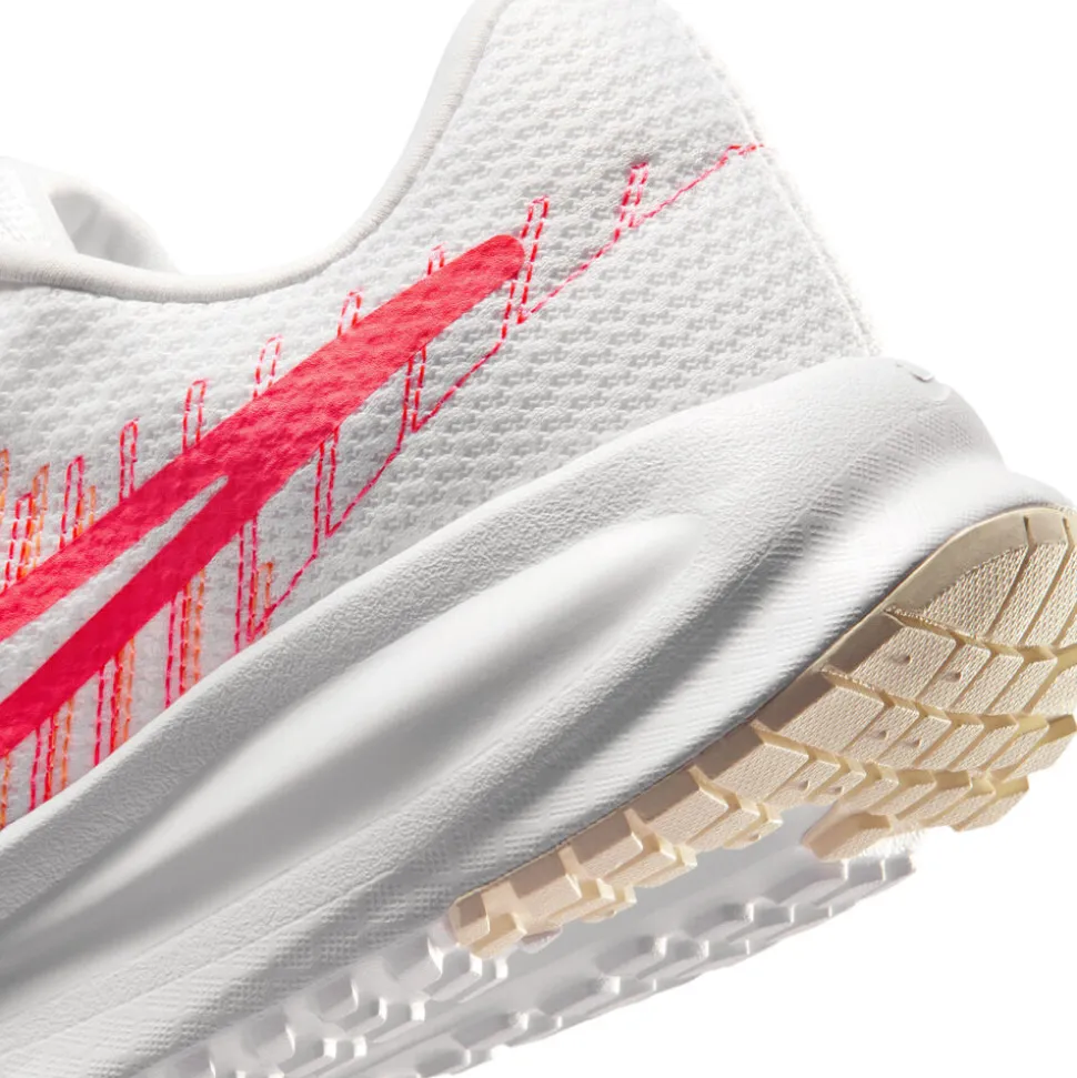 Nike Run Defy