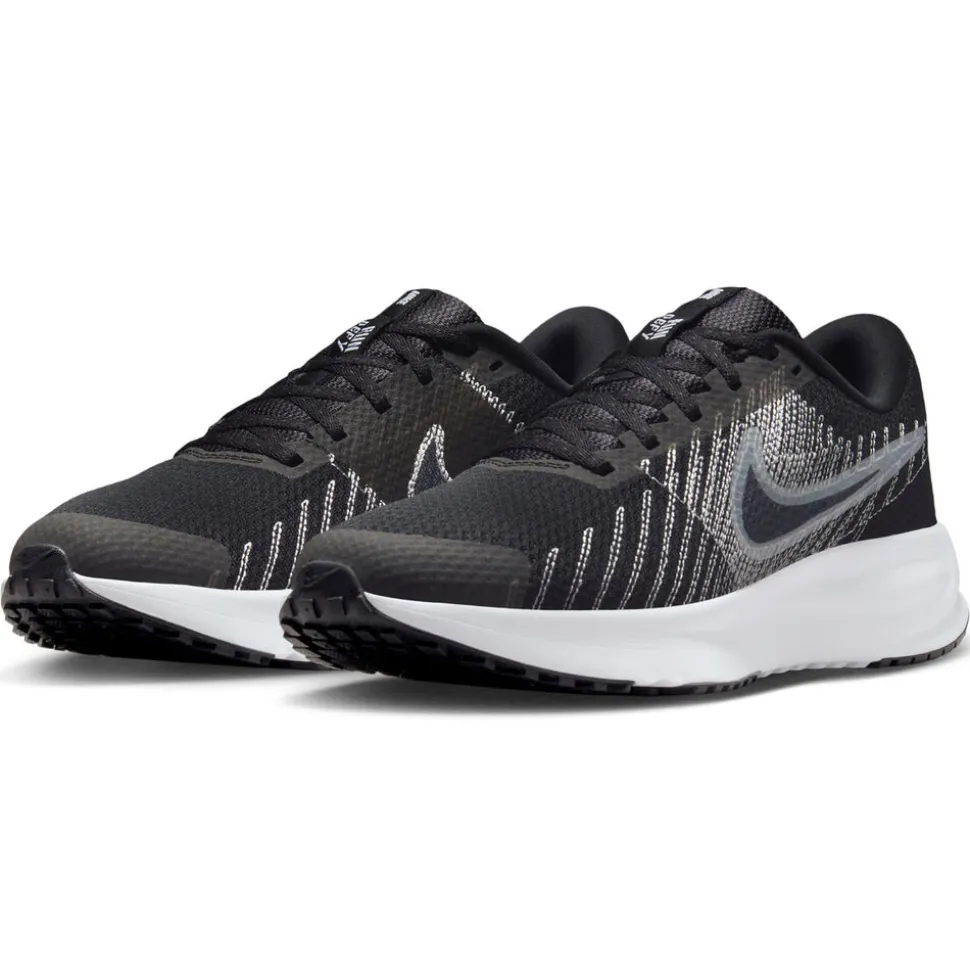 Nike Run Defy