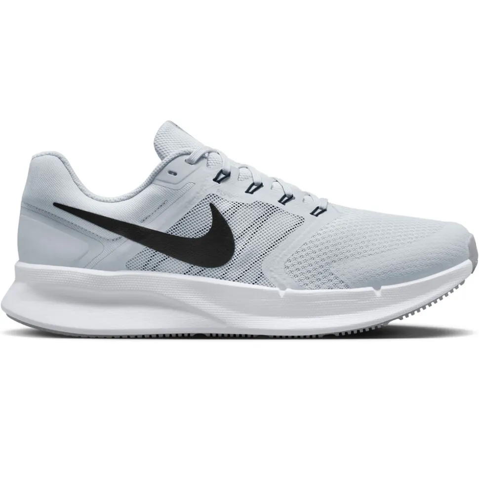 Nike Run Swift 3