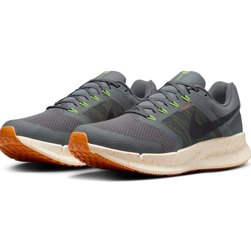 Nike Run Swift 3
