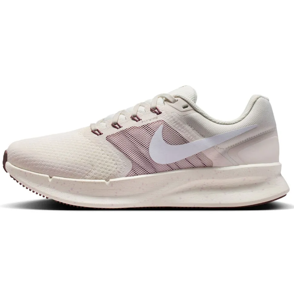 Nike Run Swift 3