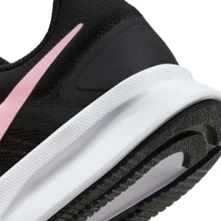 Nike Run Swift 3