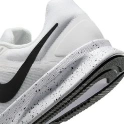 Nike Run Swift 3