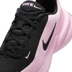 Nike Uplift SC