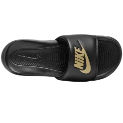 Nike Victori One