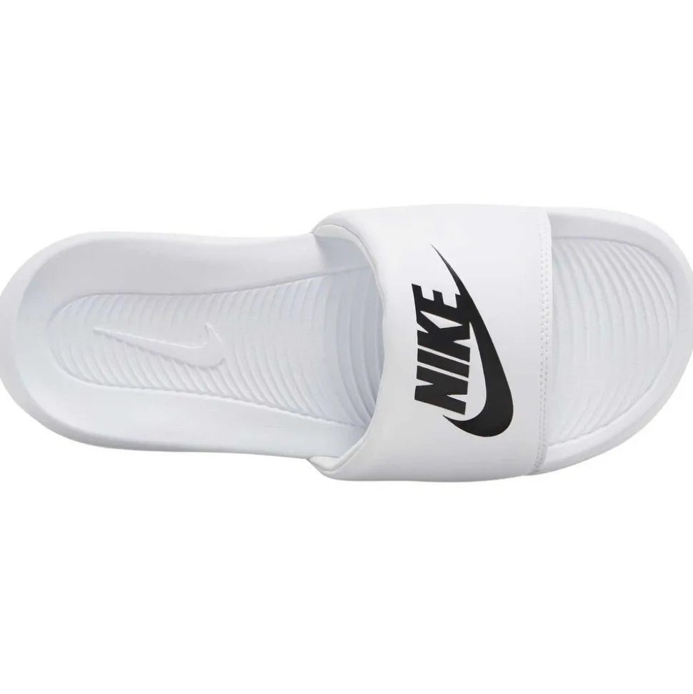 Nike Victori One