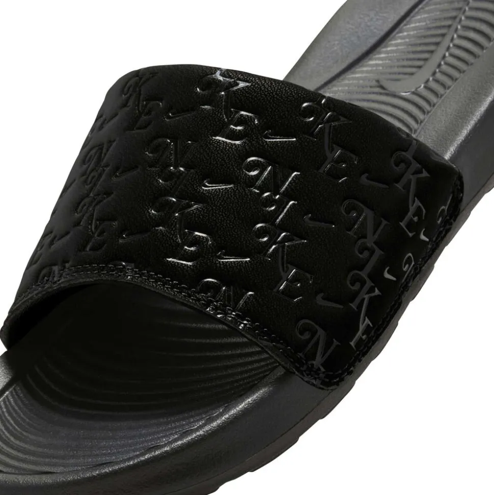 Nike Victori One