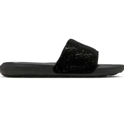 Nike Victori One