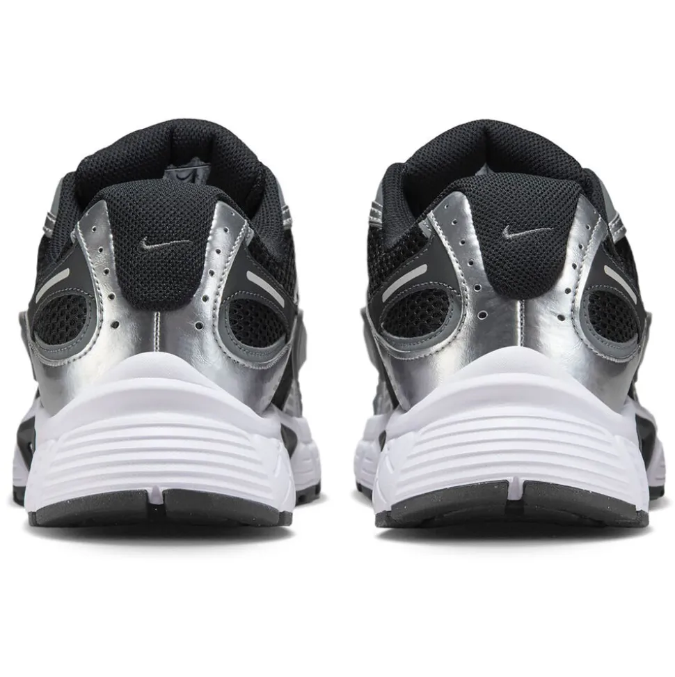 Nike V5 RNR
