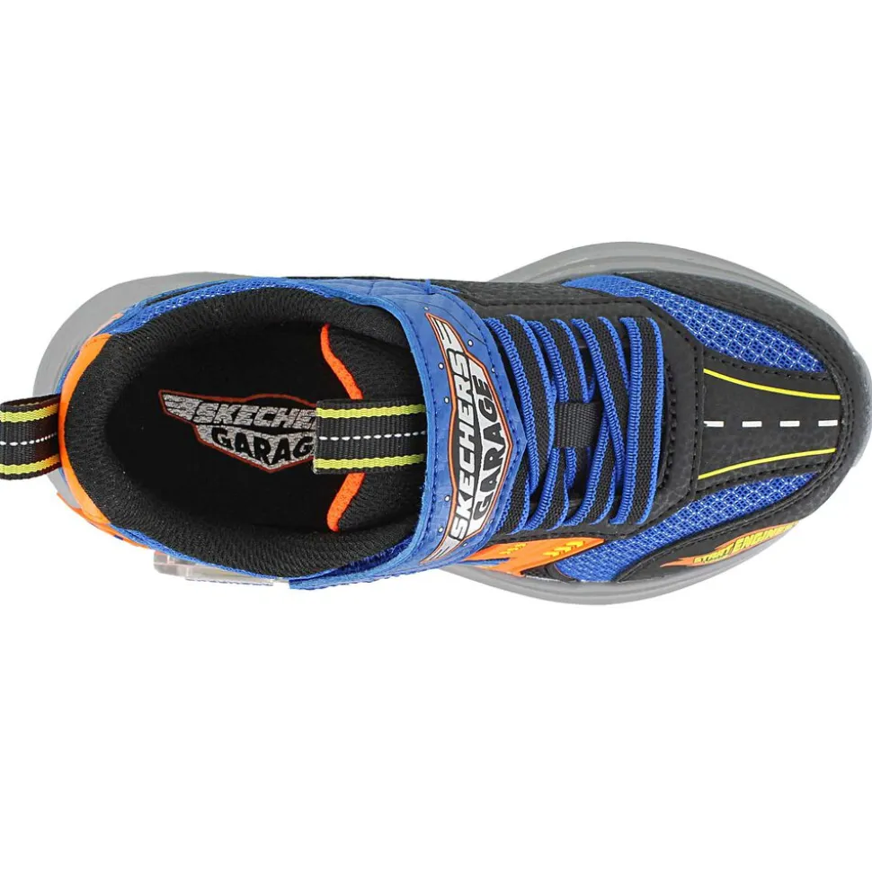 Skechers Garage