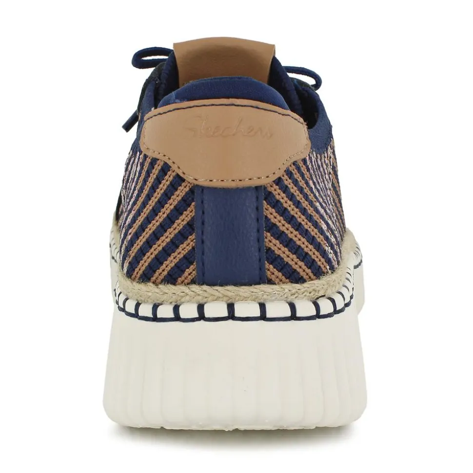 Skechers Wilshire Blvd - Breezy Stroll